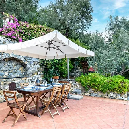 2 Bedroom Gorgeous Home In Recco